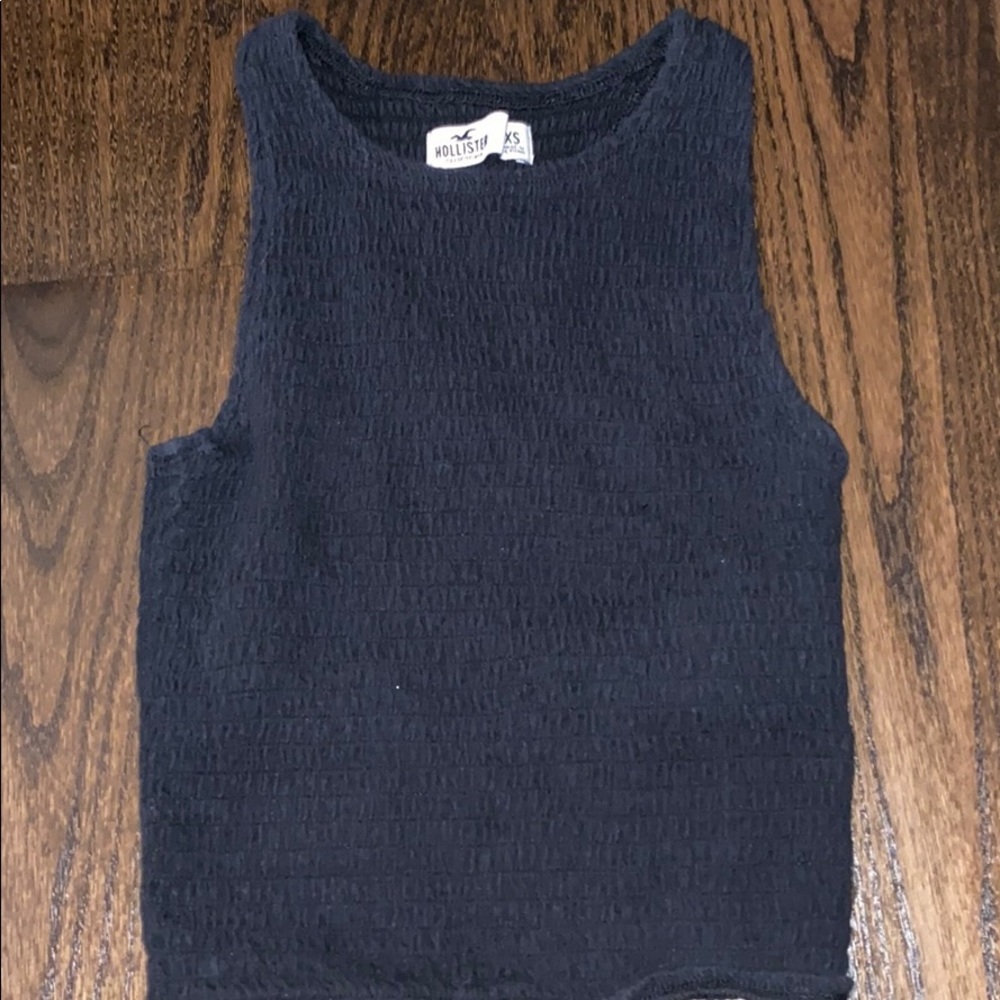 Hollister top